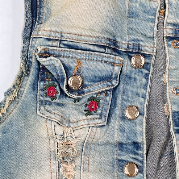 '90s Vintage Acid-Wash Rose Embroidered Destroyed Goth Denim Jeans Vest Size 6 - Picture 4 of 13